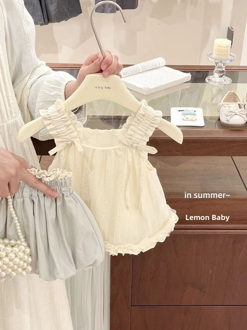 Summer Clothing Online - طقم صيفي كاجوال للبنات: بلوزة بحمالات