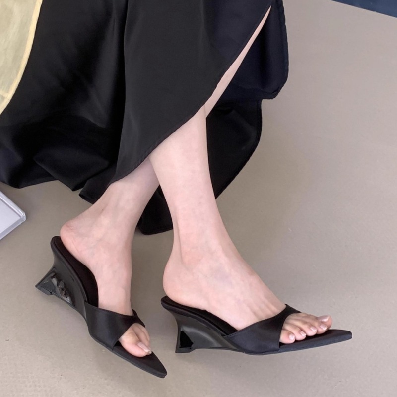 شباشب نسائية جديدة للصيف بكعب  - مراجعة Summer Clothing Modest وسعره