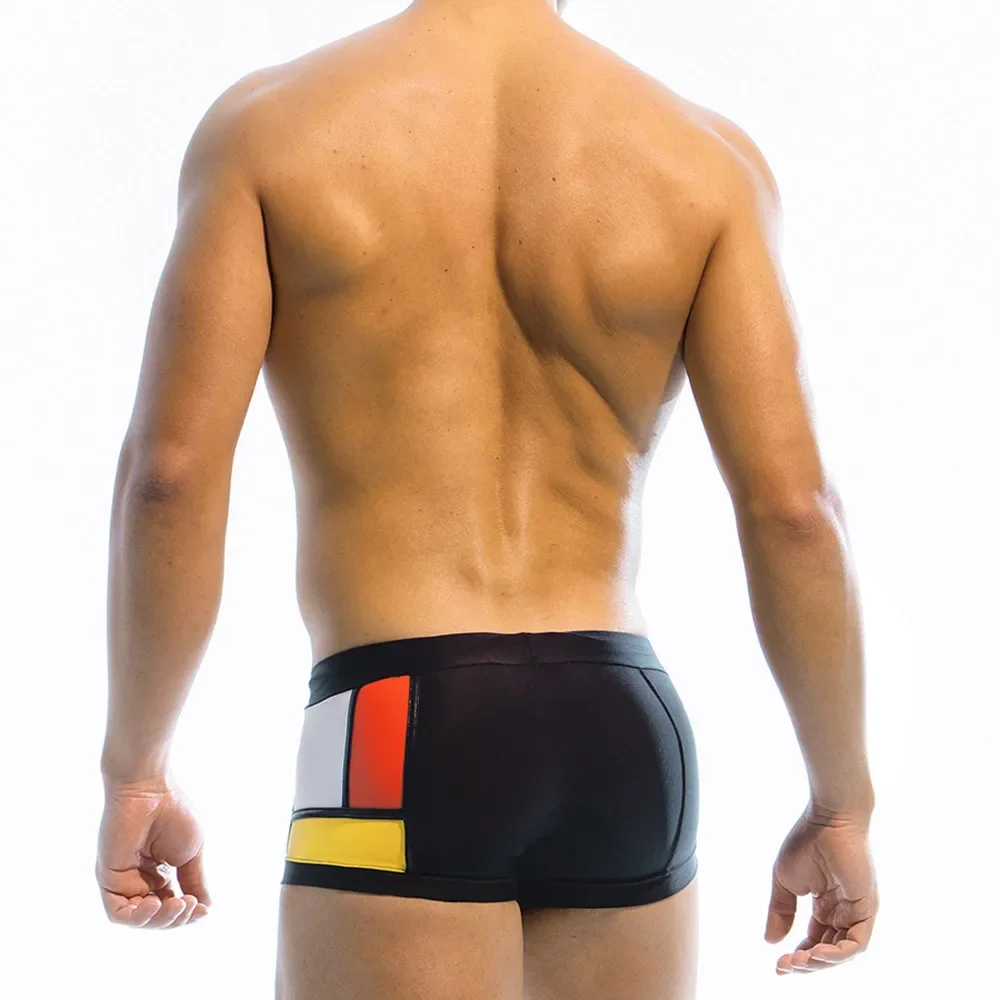شورت رجالي بألوان مكعبات للتزل - مراجعة Board Short Surf وسعره